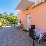 Zmika Apartment *