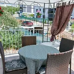 Apartment Zmika